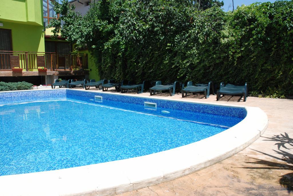 Green Hisar Hotel Family Chisaria Zewnętrze zdjęcie
